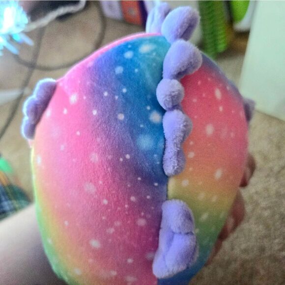 Emerald the Rainbow Seahorse Squishmallow 7.5" Plush - Picture 7 of 10